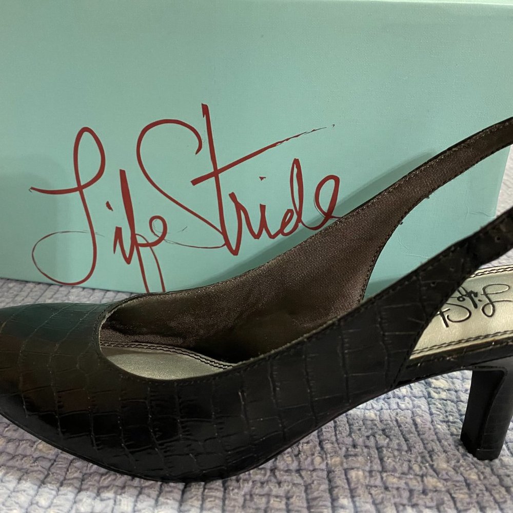 Lifestride 'NEW' Black Classic Slingback Pump 9M